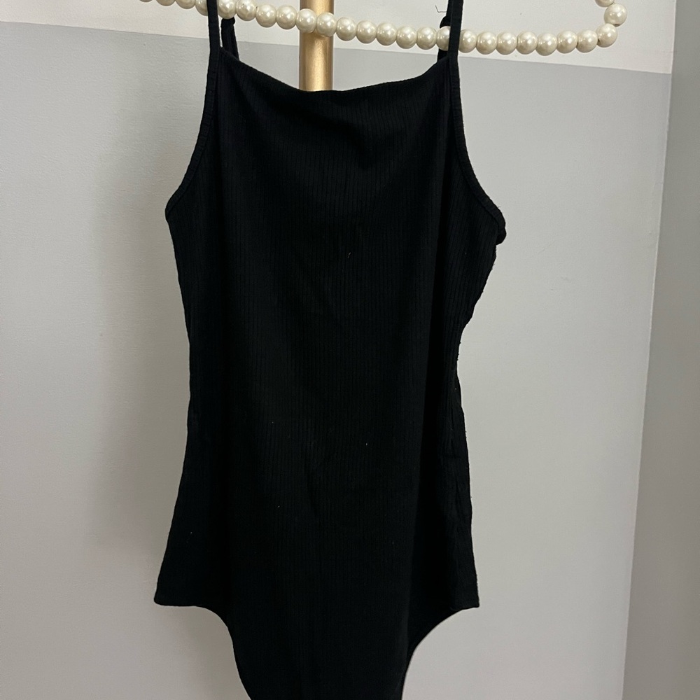 Wild Fable Black Sleeveless Fitted Bodysuit